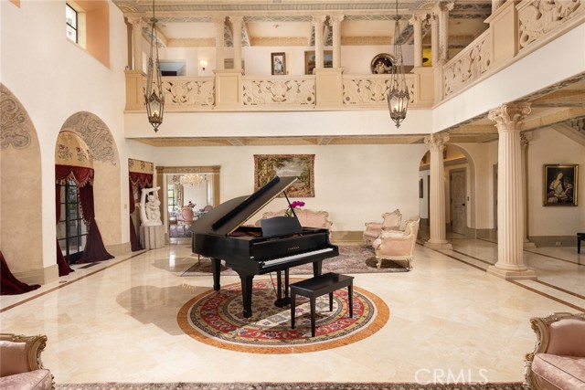 MLS #WS25170938 image #5