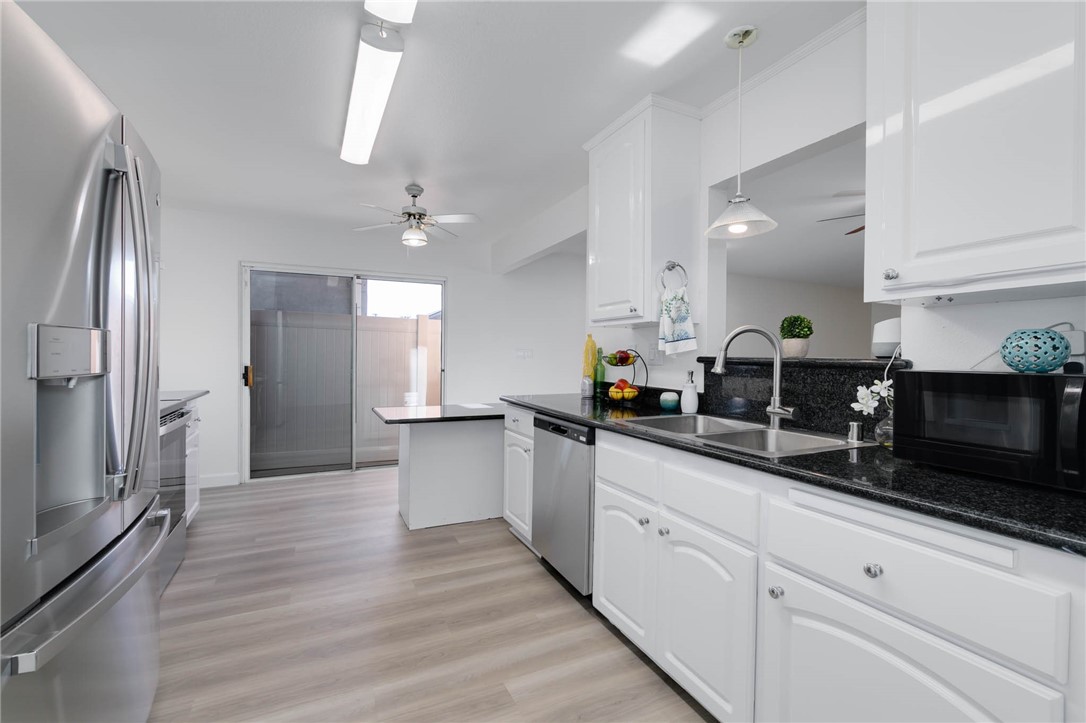 MLS #WS25170960 image #12