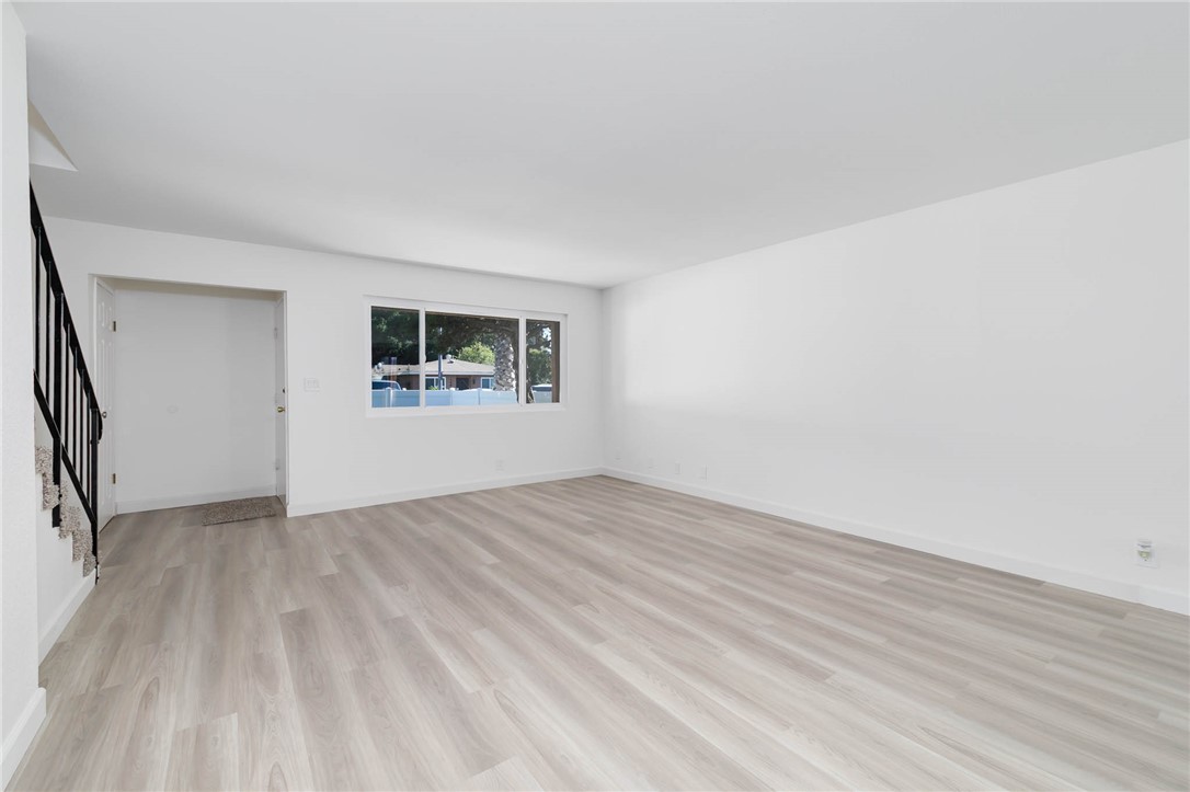 MLS #WS25170960 image #6