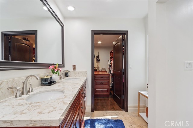 MLS #WS25171086 image #22