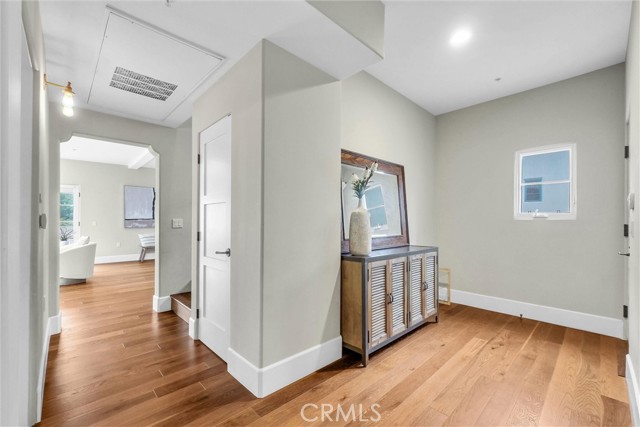 MLS #WS25171246 image #3