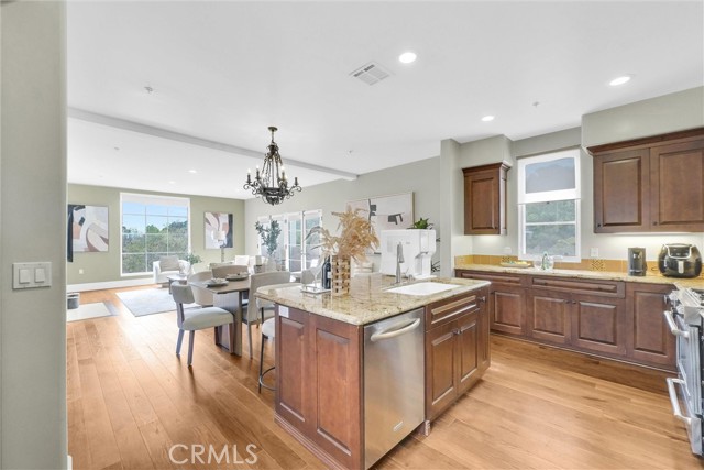 MLS #WS25171246 image #7