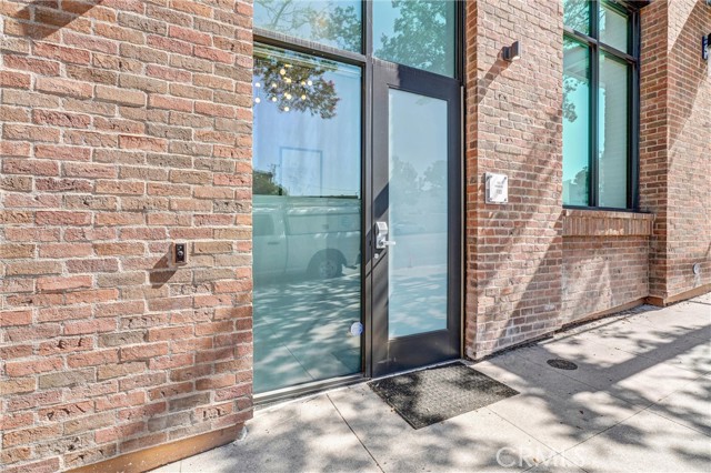 MLS #WS25171697 image #1