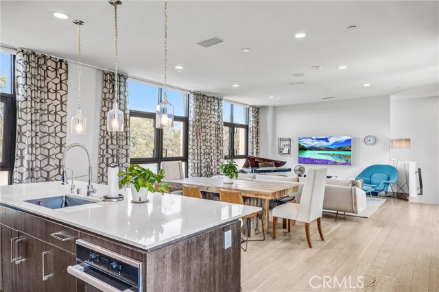 MLS #WS25171697 image #10