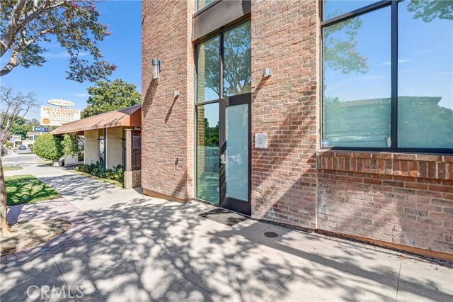 MLS #WS25171697 image #2