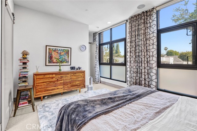 MLS #WS25171697 image #21