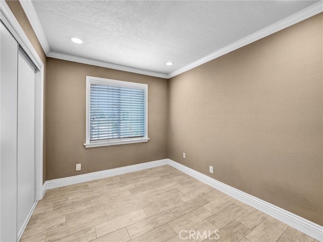 MLS #WS25171700 image #15