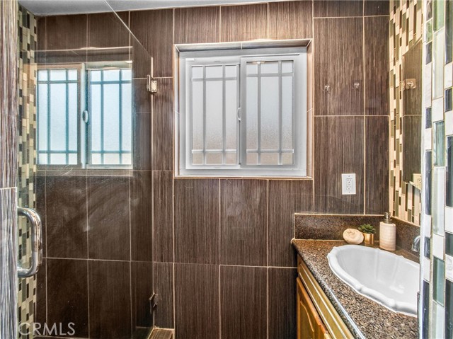 MLS #WS25171700 image #22