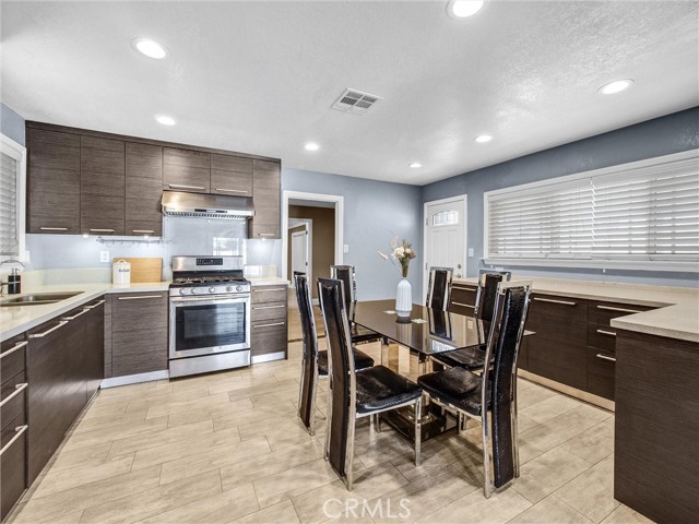 MLS #WS25171700 image #5