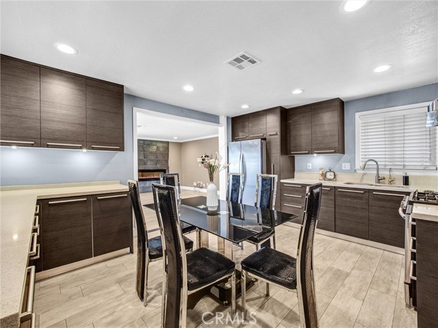 MLS #WS25171700 image #6