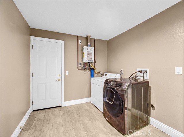 MLS #WS25171700 image #8