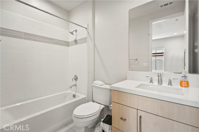 MLS #WS25172009 image #35