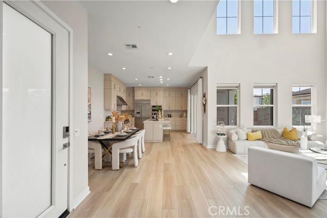 MLS #WS25172009 image #7