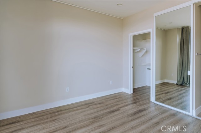 MLS #WS25172395 image #16