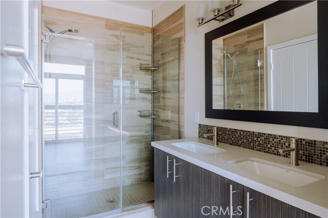 MLS #WS25172395 image #19