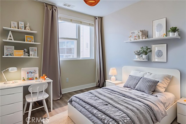 MLS #WS25172395 image #20