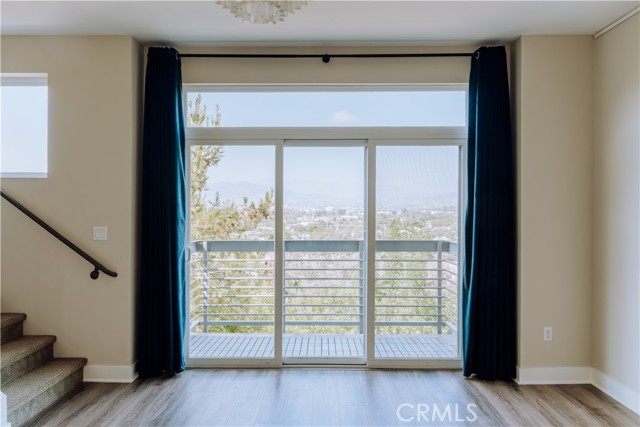 MLS #WS25172395 image #3