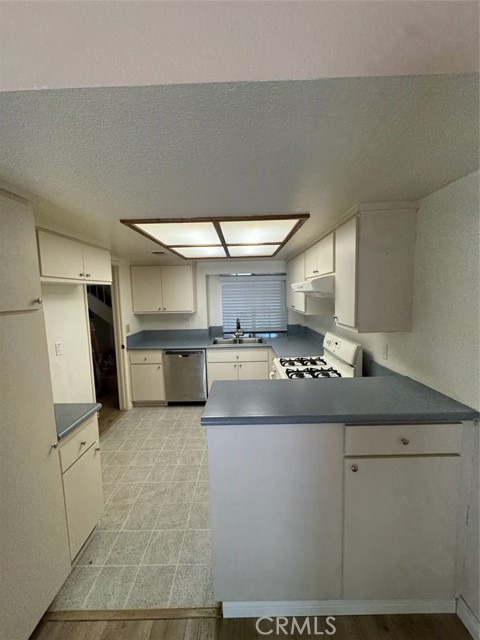 MLS #WS25173790 image #12