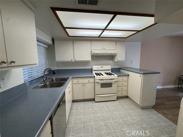 MLS #WS25173790 image #13