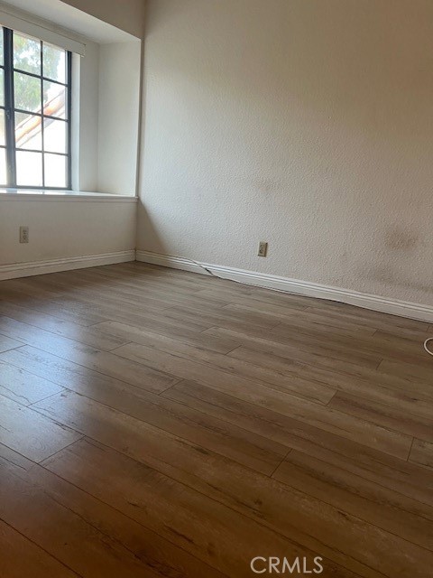 MLS #WS25173790 image #5