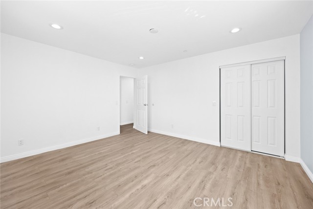 MLS #WS25173799 image #9