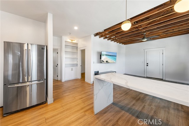 MLS #WS25175609 image #7