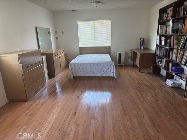 MLS #WS25176704 image #7