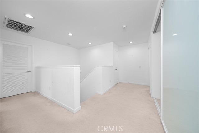 MLS #WS25176865 image #10