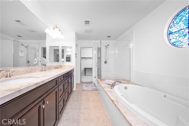 MLS #WS25176865 image #13