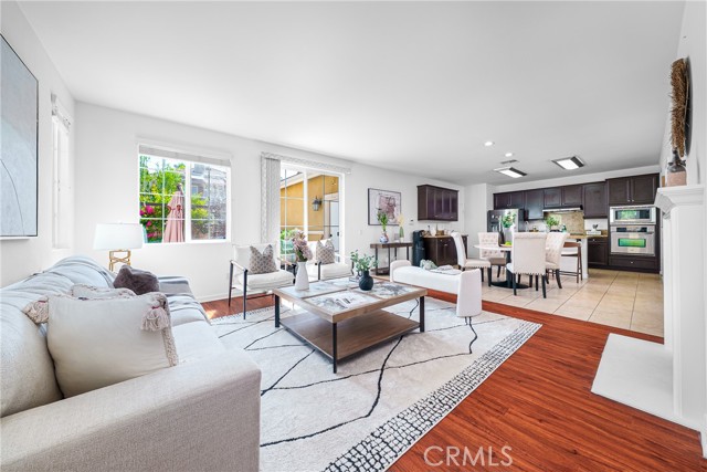 MLS #WS25176865 image #5