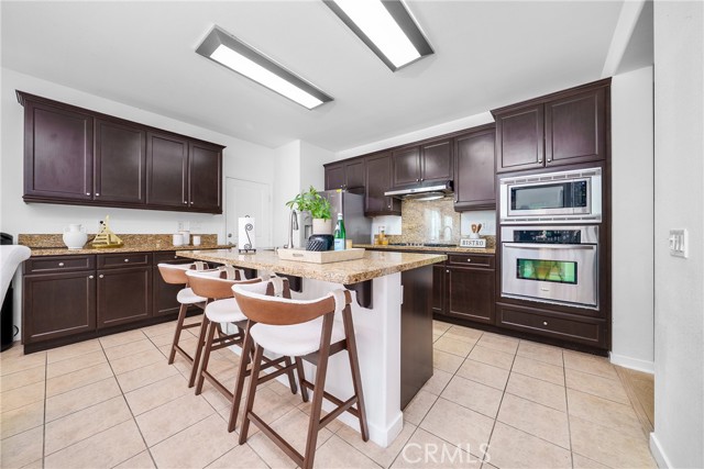 MLS #WS25176865 image #6