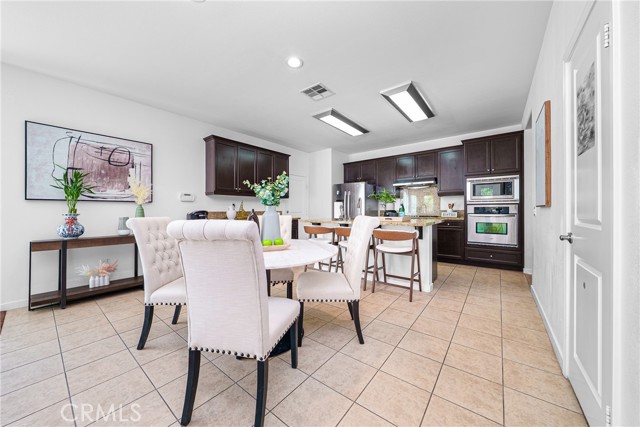 MLS #WS25176865 image #7