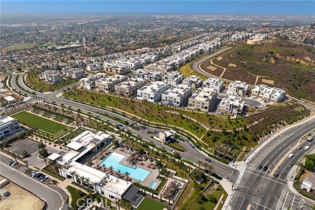 MLS #WS25176980 image #3