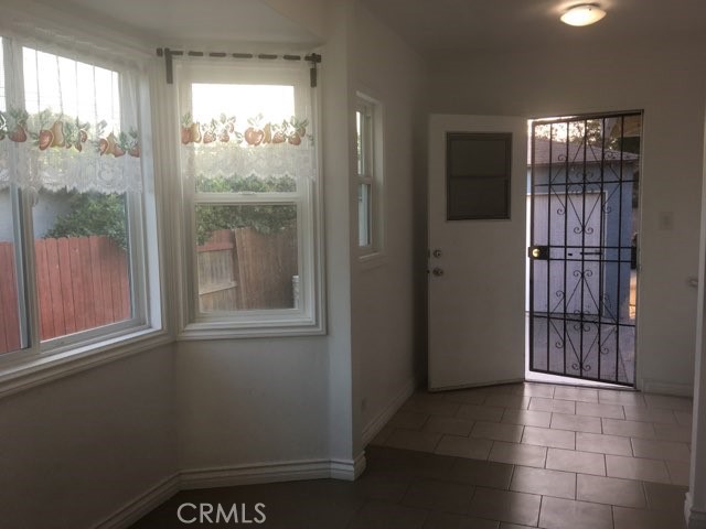 MLS #WS25177106 image #1