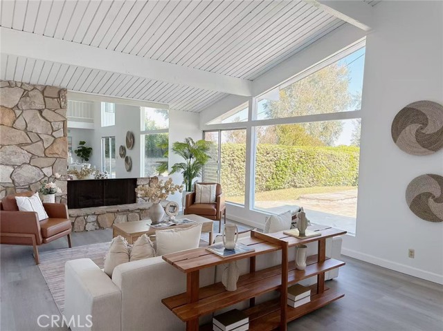 MLS #WS25177769 image #4