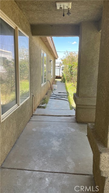 MLS #WS25178844 image #2