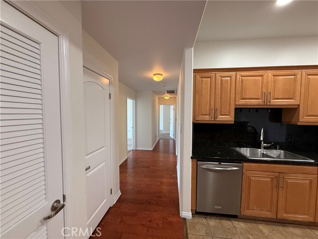 MLS #WS25179637 image #17