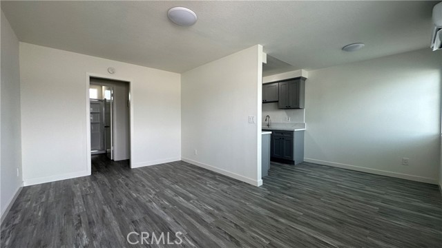 MLS #WS25181830 image #0