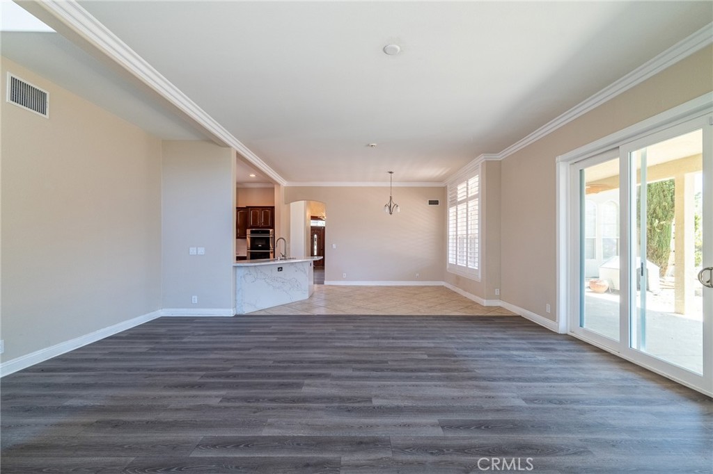 MLS #WS25182200 image #22