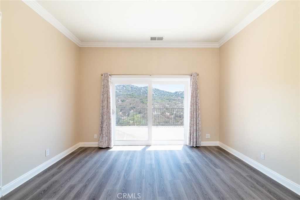 MLS #WS25182200 image #35