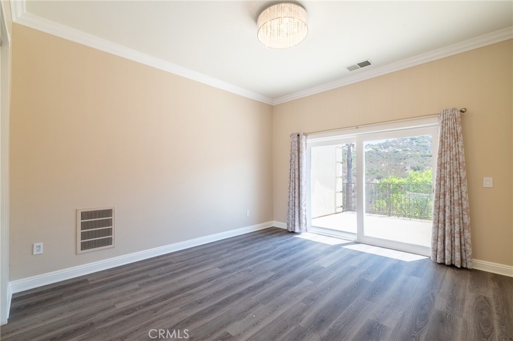 MLS #WS25182200 image #39