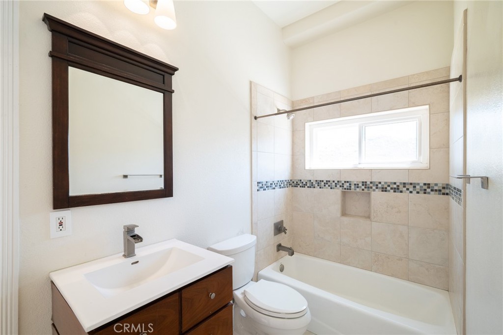 MLS #WS25182200 image #46