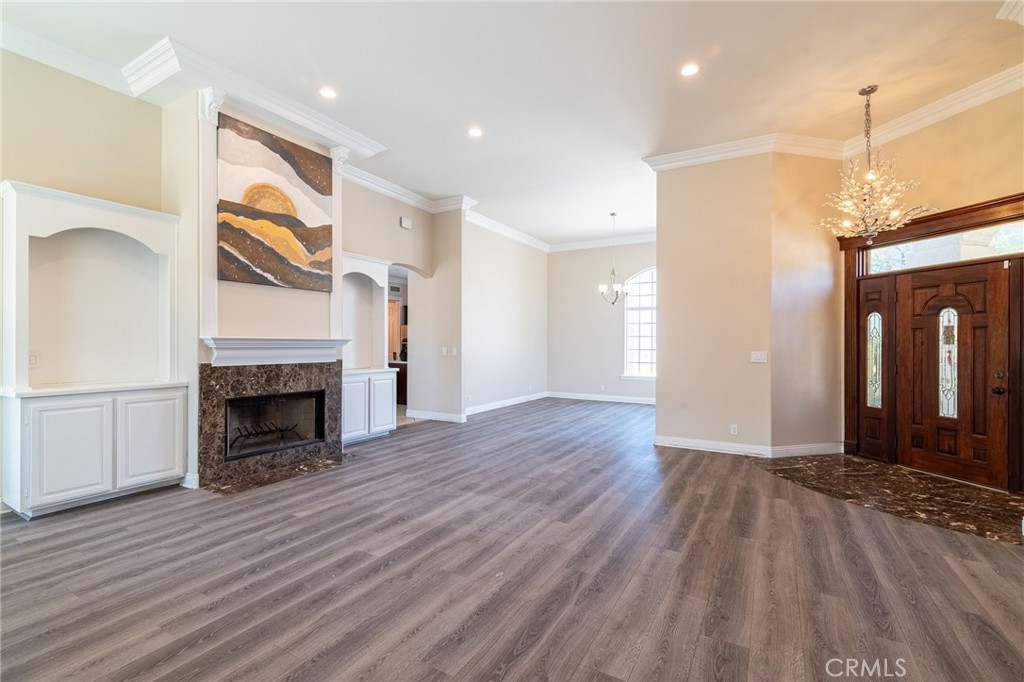 MLS #WS25182200 image #9