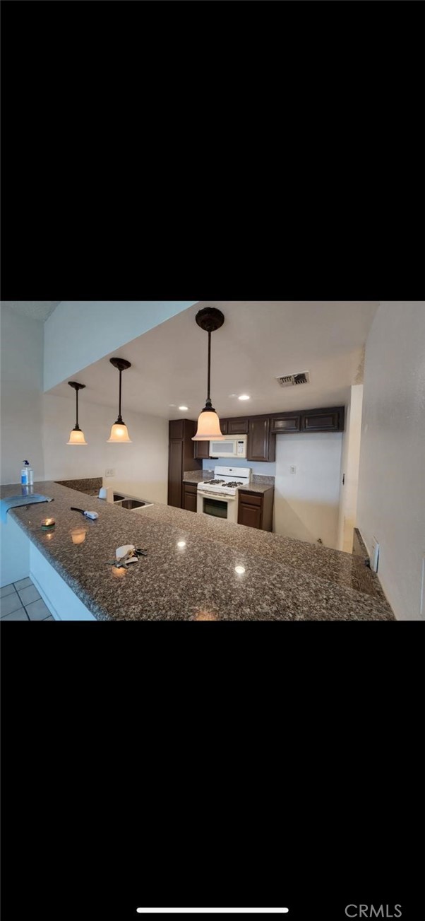 MLS #WS25182338 image #9