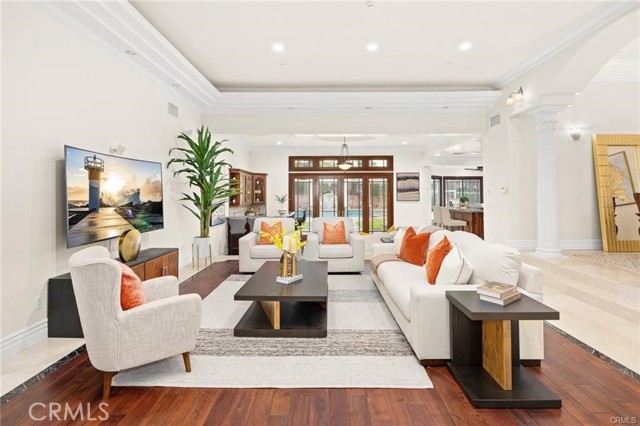 MLS #WS25182403 image #9