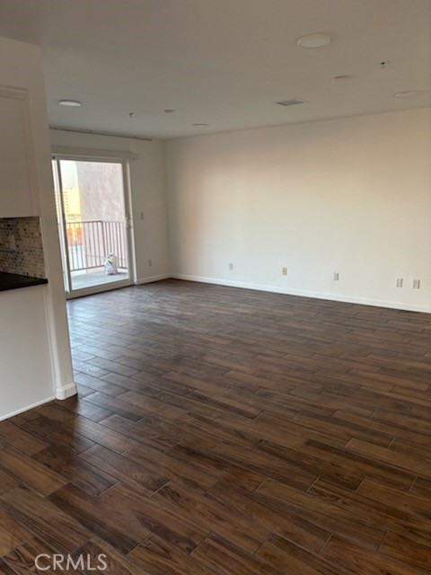 MLS #WS25182685 image #4