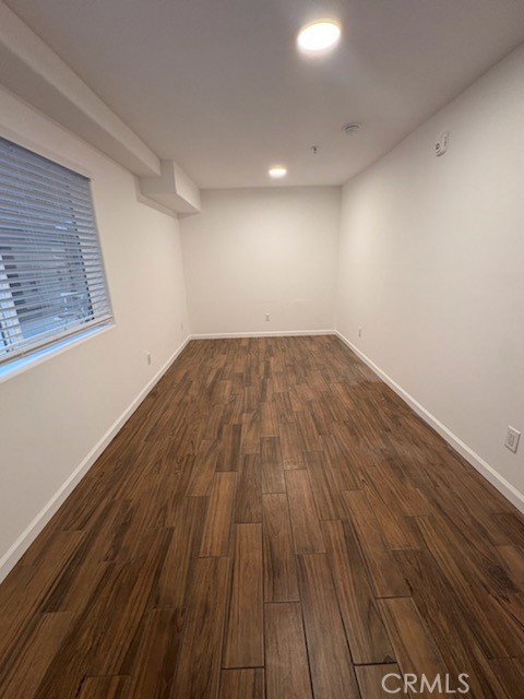 MLS #WS25182685 image #9