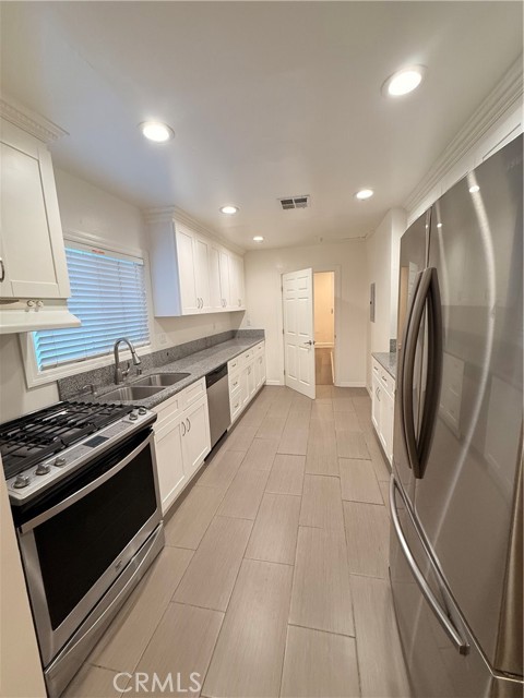 MLS #WS25183915 image #5