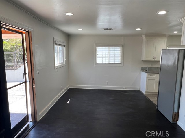 MLS #WS25183915 image #8