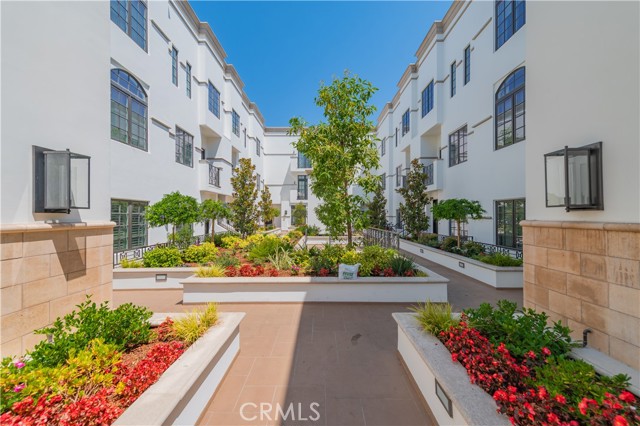 MLS #WS25184128 image #2